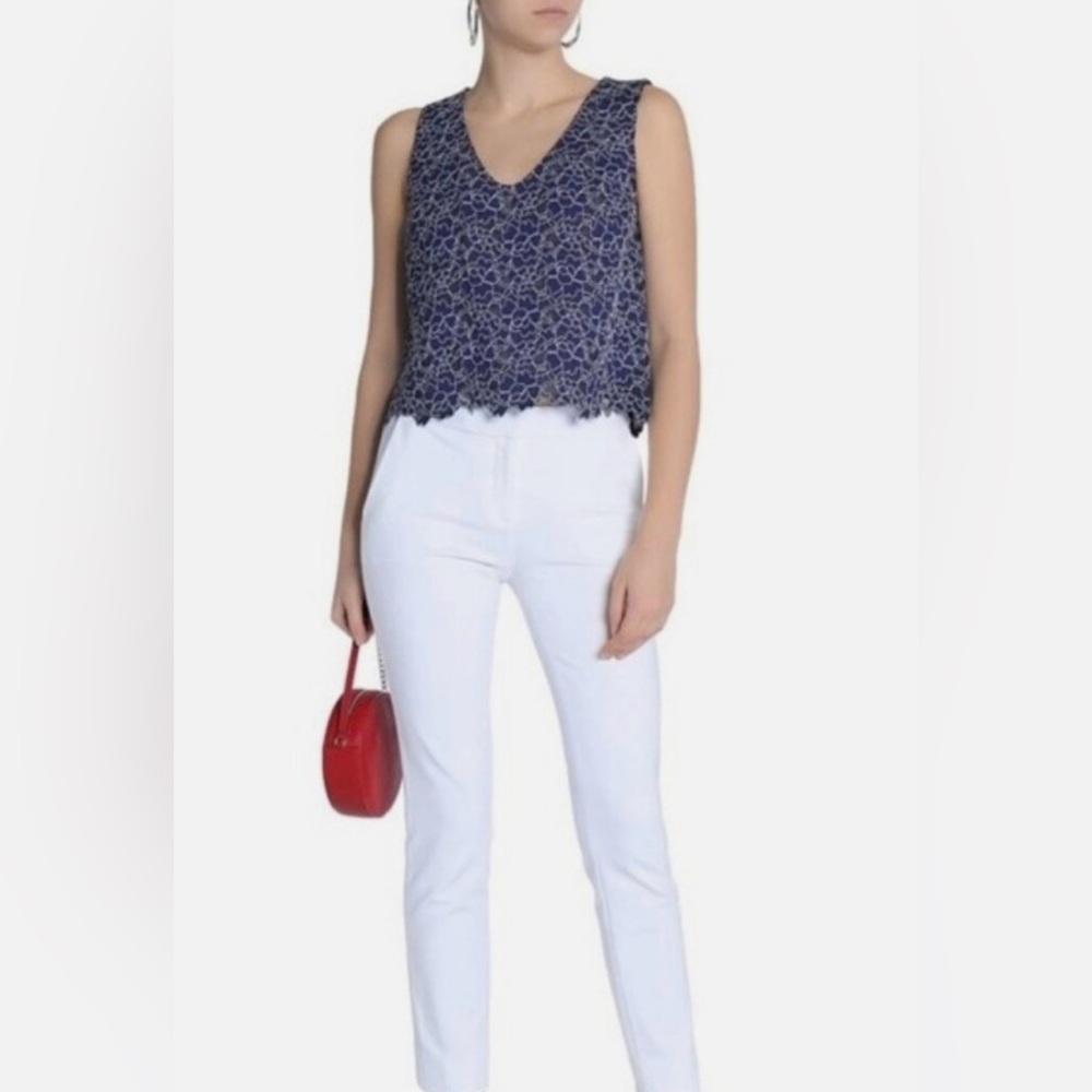 DIANE von FURSTENBERG Blue Lace Sleeveless Crop Size Large NWOT